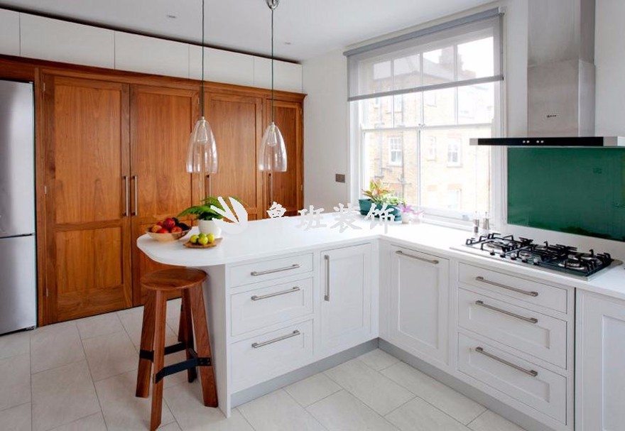 鲁班装饰成都别墅装修公司L型厨房设计效果图.jpg 鲁班装饰成都别墅装修公司L型厨房设计效果图.jpg